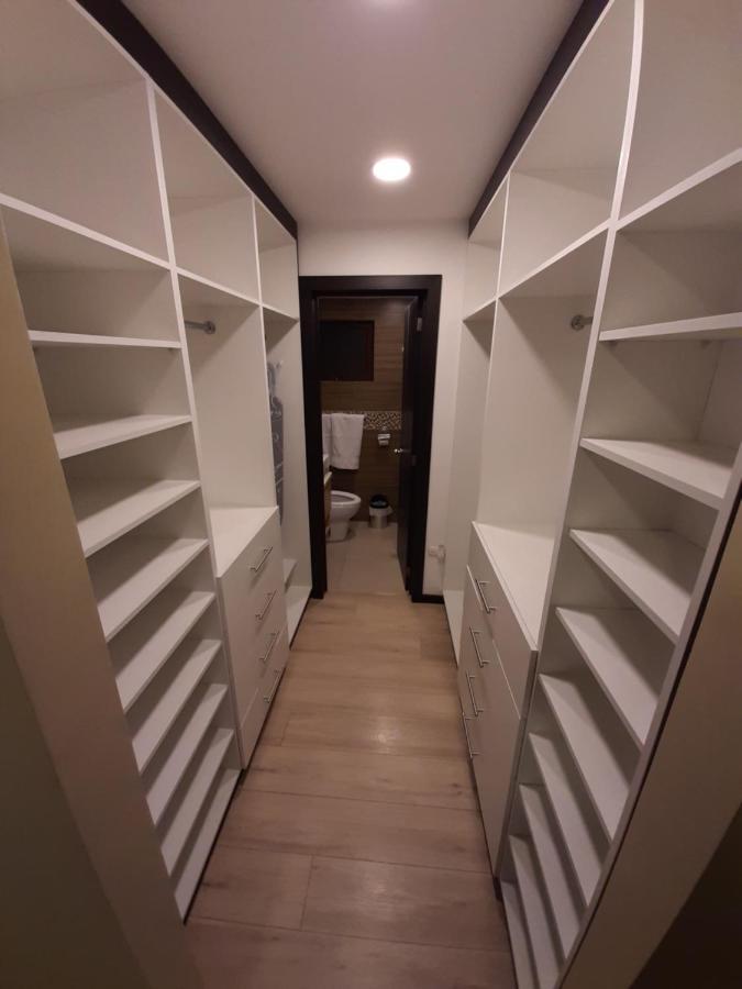 Condominio La Victoria, Departamento En Cuenca 1 Ngoại thất bức ảnh
